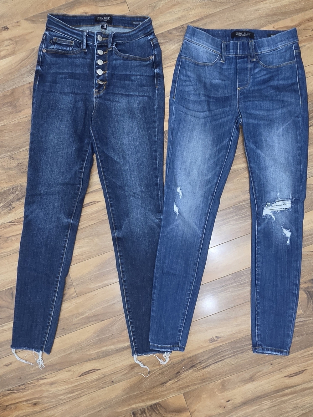 Judy Blue Women's Skinny Jeans Duo in Dark Blue and Medium Blue